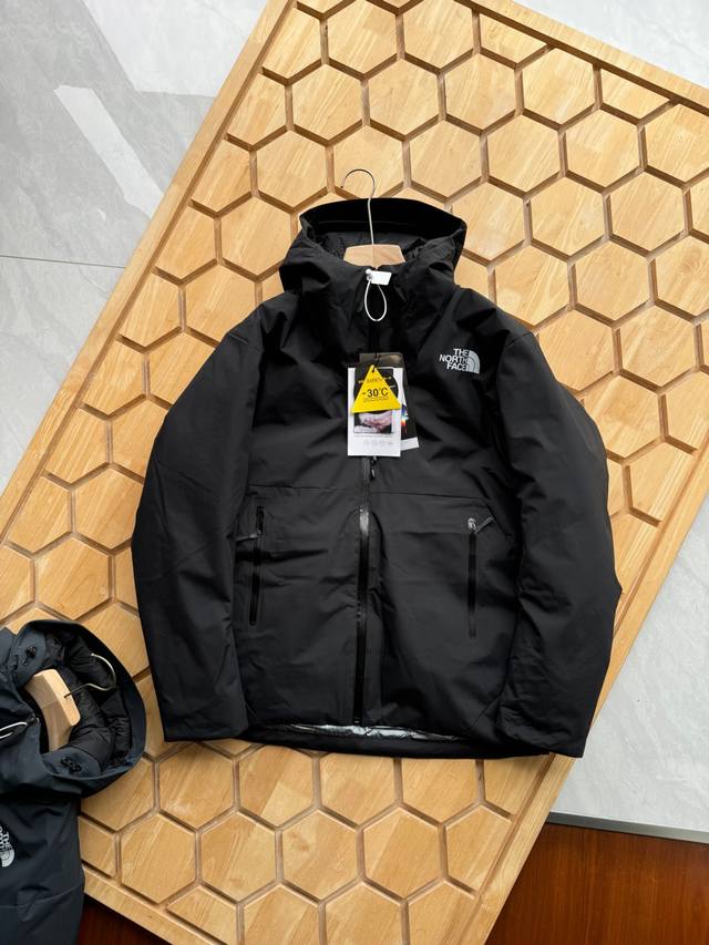 鸭绒90国标 The North Face 北面冬季户外运动休闲舒适防风防水连帽羽绒服！商务休闲男士羽绒服！ 作为高端的系列,简约出色的设计和精致的用料户外防风