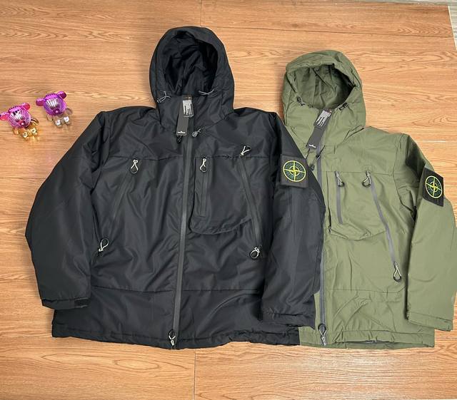 Stone Island 石头岛机能拉链单魔术贴勋章羽绒棉棉服 实拍品质 放心入手 面料采用高品质科技图层防风防雨设计 防寒升级 高密度面料 加棉加厚 3秒速热