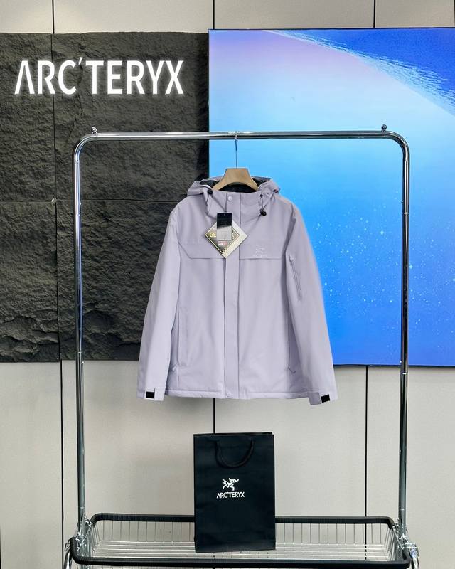 Arc‘Teryx 始祖鸟经典户外连帽防水 防风 防污 御寒 保暖棉服男女款 专门针对雪地运动而设计，可提供有效保护 采用down Composite Ma [