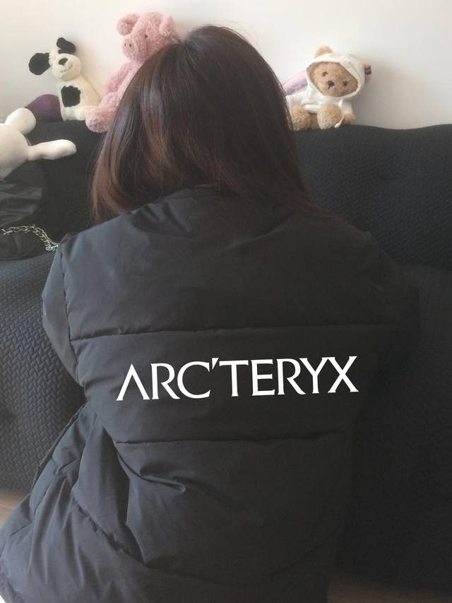 Arc'Teryx 始祖鸟经典字母宽松羽绒棉衣棉服面包服 面料材质都属一等品 内里有深袋子 放东西更方便 一整衣将近3斤沉 高达750充棉量 全网最ok超厚超保