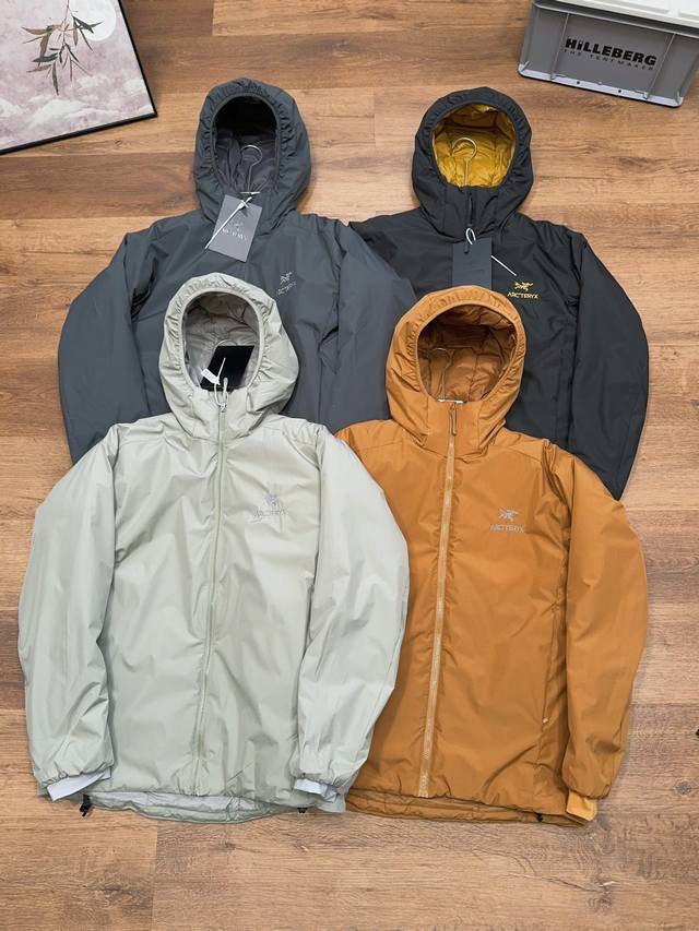 羽绒版本#Arcteryx Atom Ar Hoody 情侣同款防风保暖纯色休闲运动连帽棉服外套 始祖鸟 阿童木 Atom Ar Hoody作为鸟家棉服系列的代