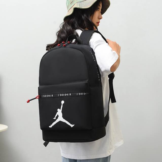 Air Jordan乔丹飞人 校园高中大学生书包简约百搭休闲双肩包户外运动大容量背包电脑包 尺寸:46×28×16