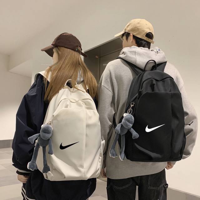 Nike耐克 高版本休闲双肩包男女同款简约百搭运动背包校园初高中大学生书包 尺寸:43×31×17