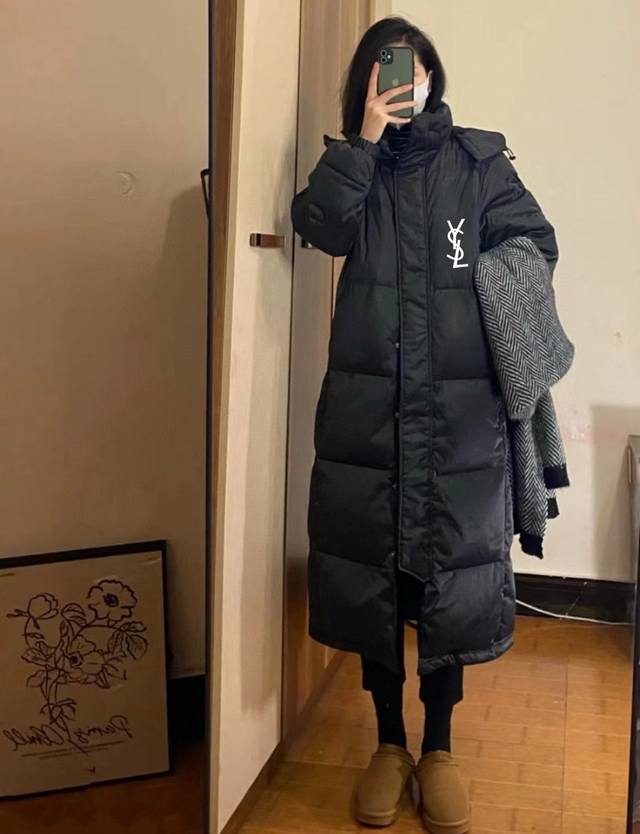 Saint Laurent Slp Ysl 圣罗兰长款羽绒服 高端白鸭绒长款羽绒服 市场最高版本，350G起充绒量，专柜原版，全部1.1定制，三合一面料，防风、