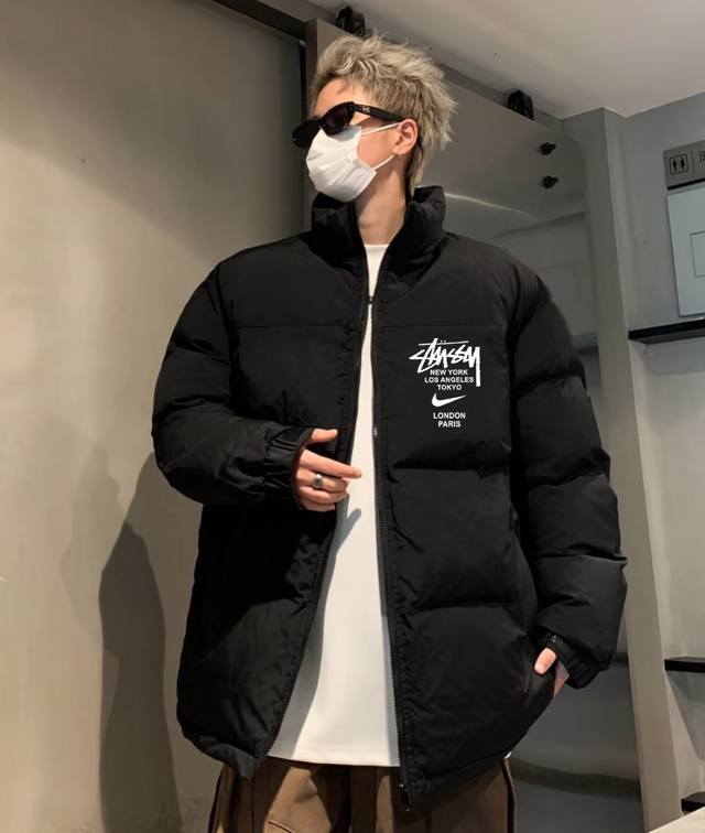 Stussy X Nike斯图西联名耐克宽松羽绒棉衣棉服立领面包服 高品质羽绒棉服系列 面料采用柔软牛津 搭配750新疆羽绒棉高密度充绒 温暖舒适 宽松版型 提