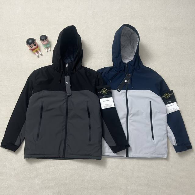 Stone Island 石头岛冬季石墨烯防风防水聚热一体保暖外套 Stone Island 石头岛冬季石墨烯防风防水聚热一体保暖外套实拍图 面料采用高品质科技