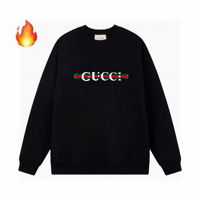 高品质gucci24Ss加绒字母印花圆领卫衣 肩膀缝合处后领处都采用双缝走线经久耐穿，后领口处采用纯棉拉条提升了后颈接触的舒适度，袖口下摆跟衣服同缸染色没有色差