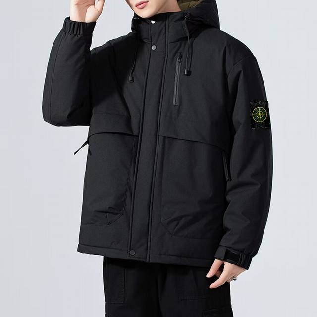 Stone Island 石头岛机能多口袋胸前单拉链魔术贴勋章石墨烯冬季加厚棉服 Stone Island 石头岛机能多口袋胸前单拉链魔术贴勋章石墨烯冬季加厚棉