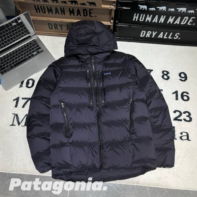 售后到年底 發 -Patagonia 巴塔哥尼亚 Fitz Roy连帽羽绒服 男女同款 情侣款 -面料：采用原版一比一定织定染20D格子布。胆布为400T防跑绒