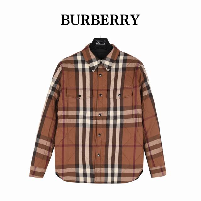 Burberry 巴宝莉 凹形下摆格纹双面棉服外套 贸易渠道稀出，海外精品限量销售。户外产品的典范，这款夹棉外套兼备温暖且轻盈的特质。 最新款专柜同款首发，超正