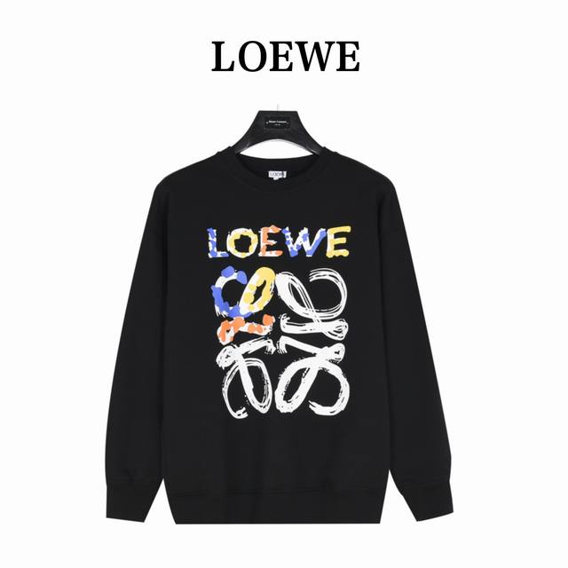 Loewe 罗意威 24Fw 涂鸦彩绘logo印花圆领卫衣 面料采用400克重双股小毛圈面料，定制32支螺纹，成衣两遍水洗处理， 面料舒适亲肤无异感，定制定染面