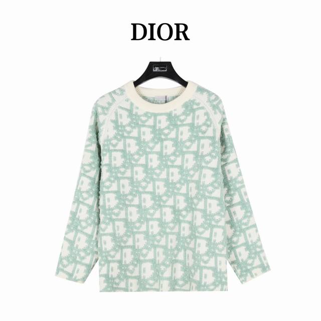 Dior 迪奥 24Fw 重工满幅cd提花袖肩斜拉链毛衣 重磅上线，周杰伦演唱会哭泣落泪同款毛衣。 白色绵羊毛混纺面料 Oblique 印花这款针织衫以时髦的设