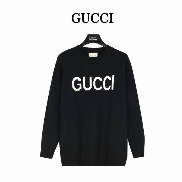 Gucci 古驰 24Fw 重工波点及logo提花圆领毛衣 描述学院风持续升温，不断为gucci设计美学添光加彩。 在全新系列中，时尚的概念已经不再局限于本真的