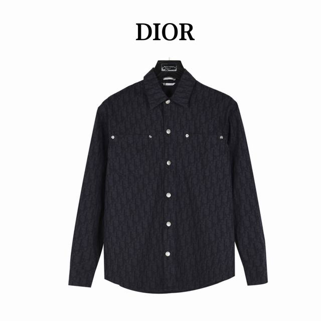 Dior 迪奥 24Fw 满印老花提花衬衫 澳门原版购入，区别市面版本，独家开模定做铝扣，水洗后长时间存放不易生锈。 口袋的小纽扣的“Dior”字母程度清晰可见