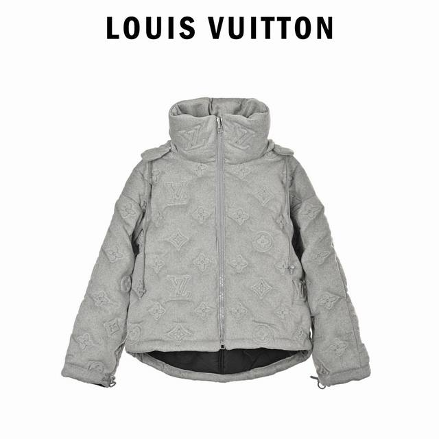 Louis Vuitton浮雕老花压花重工羽绒服 超级重工的一款超过8万的价格专属模特走秀款羽绒服巅峰款19Fw中最重工款式羊绒混纺面料版型塑造超大茧型立体剪裁