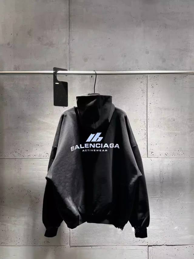 新款卫衣 D Balenciaga巴黎世家 24Ss秋冬新款卫衣 2024秋冬新款连帽卫衣，最新品牌元素印花原版定制高克重双股面料制作，面料手感扎实，上手非常有