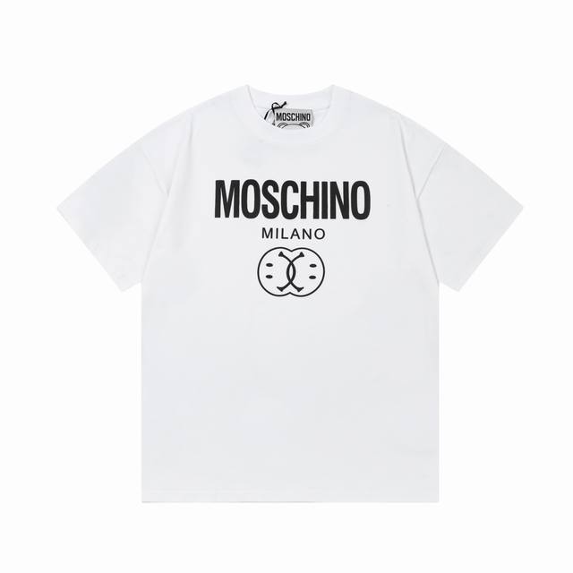 Moschino 莫斯奇诺 经典字母印花 Logo标识精致升级，灵感源自八十年代复古 原版面料 官方同款 短袖t恤 定制260克同缸染面料 手感非常舒服 春夏砖