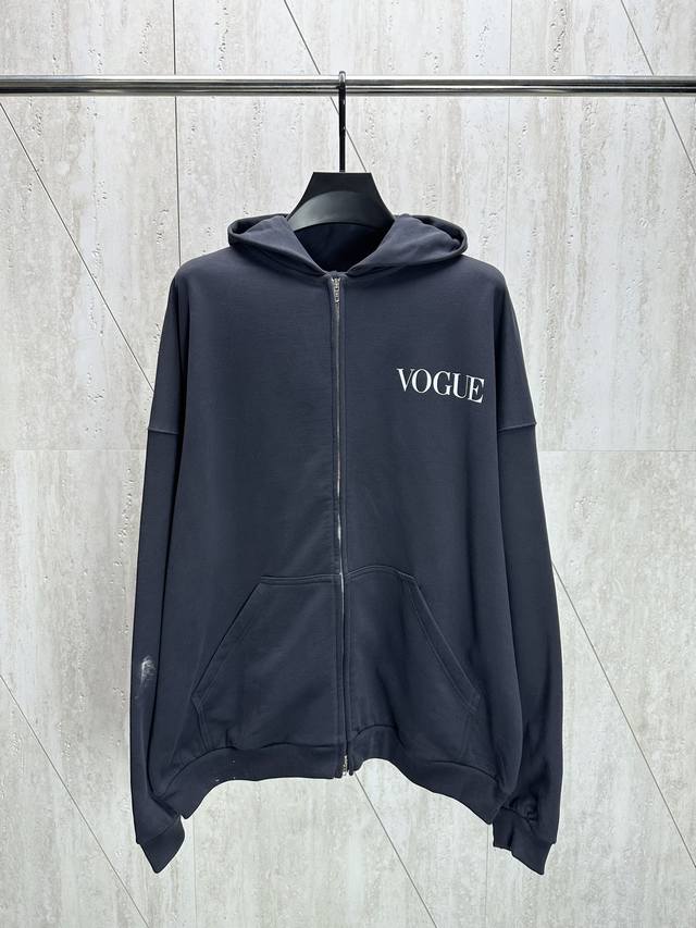 Blcg 巴黎24Fw 新款vogue联名款灯塔直喷拉链外套 砖柜同步.第一时间正品研制，欢印对比！面料采用巴黎zp定织定染全棉毛圈大卫衣。克重460克，布面干