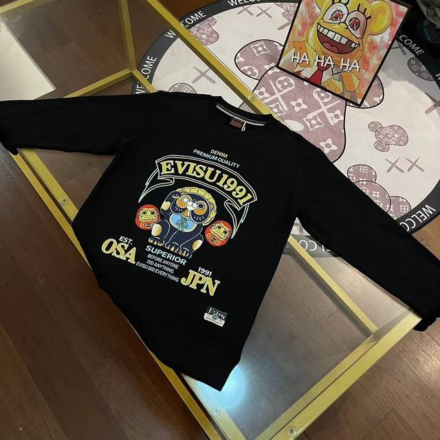 上新 Evisu 福神2024新款印花卫衣 高版本高品质采用纯棉双纱400克面料 网红明星同款 这件卫衣剪裁合身。 尺寸s-Xxl