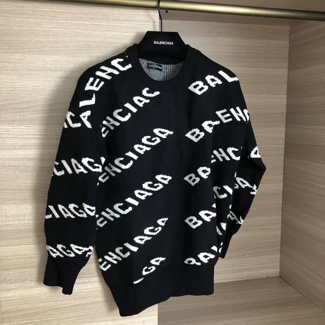 款号：G1372 Balenciaga 巴黎世家 22新款满印弹幕字母logo针织毛衣 颜色齐全：黑色 藏青 尺码齐全：S_Xl