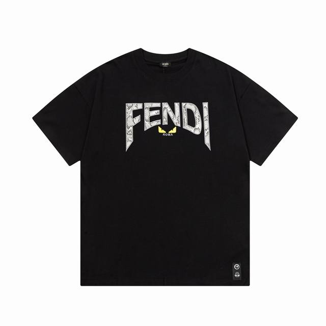 Fendi 芬迪 双ff蛇纹拼布刺绣 Logo标识精致升级，灵感源自八十年代复古 原版面料 官方同款 短袖t恤 定制260克同缸染面料 手感非常舒服 春夏最新砖