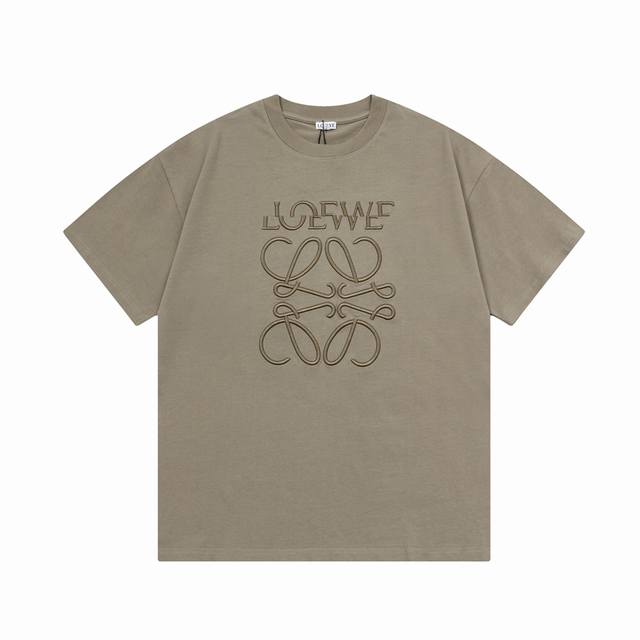 D Loewe 罗意威 纯色字母分割刺绣大logo精致升级，灵感源自八十年代复古 原版面料 官方同款 定制260克同缸染面料 手感非常舒服 春夏最新砖柜同步 时