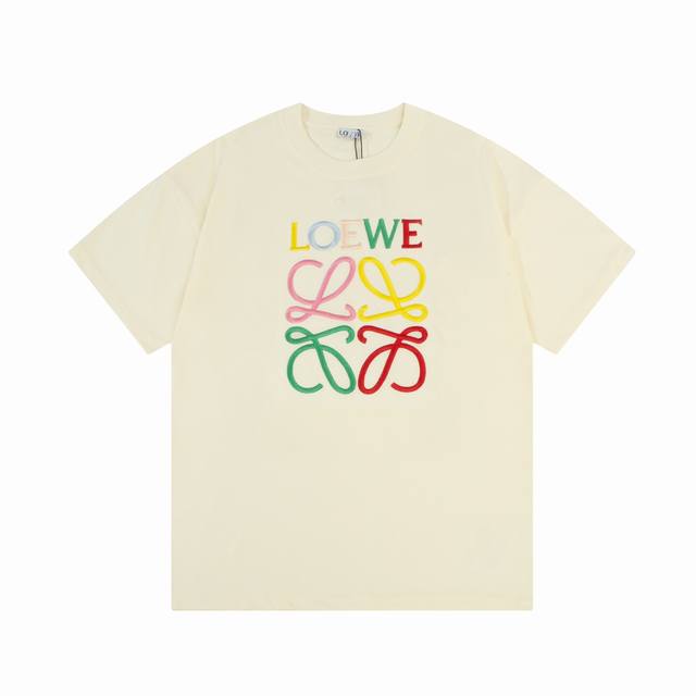 D Loewe 罗意威 精工彩色字母logo刺绣 精致升级，灵感源自八十年代复古 原版面料 官方同款 短袖t恤 定制同缸染面料 手感非常舒服 春夏最新砖柜同步