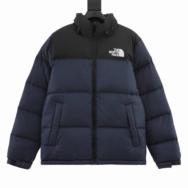 款号y570 Thenorthface 北面1996款羽绒服 经典款级别：纯正s+Thenorthface 的字面含义为山的最寒冷、最艰难一面。它也是theno