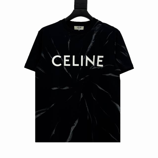 款号y202 Celine 赛琳 2024Ss 扎染徽标印花短袖 客供精纺针织棉面料,轻柔舒适.高密度机织工艺让质感更垂坠,如棉絮般柔软紧致舒适.更加别致有型.