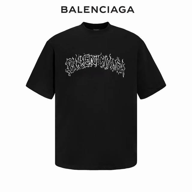 Balenciaga Balenciaga巴黎世家2024新款胸前才梵文logo模糊直喷印花圆领短袖t恤 .面料:240G纯棉，随意对比 采用特定重磅32S精棉