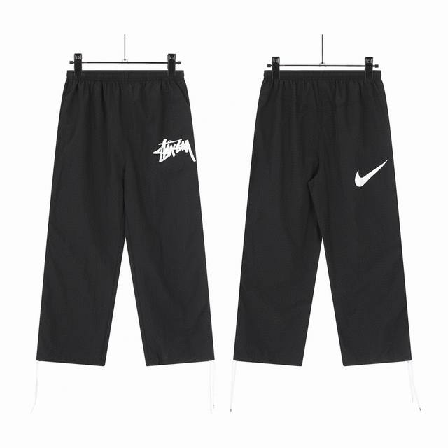 A21 Stussy X Nike 联名运动篮球长裤限量梭织尼龙美式运动休闲潮流长裤 Stussy X Nike｜潮牌鼻祖与运动联名大户的故事。提起nike的联