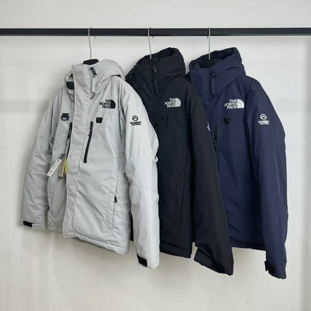 888# 顶级版本 The North Face 北面 日版 巅峰喜马拉雅登山三合一版本 雪地顶级版本羽绒服 国标80白鸭绒 注意：发货为内胆羽绒冲 共两件 顶