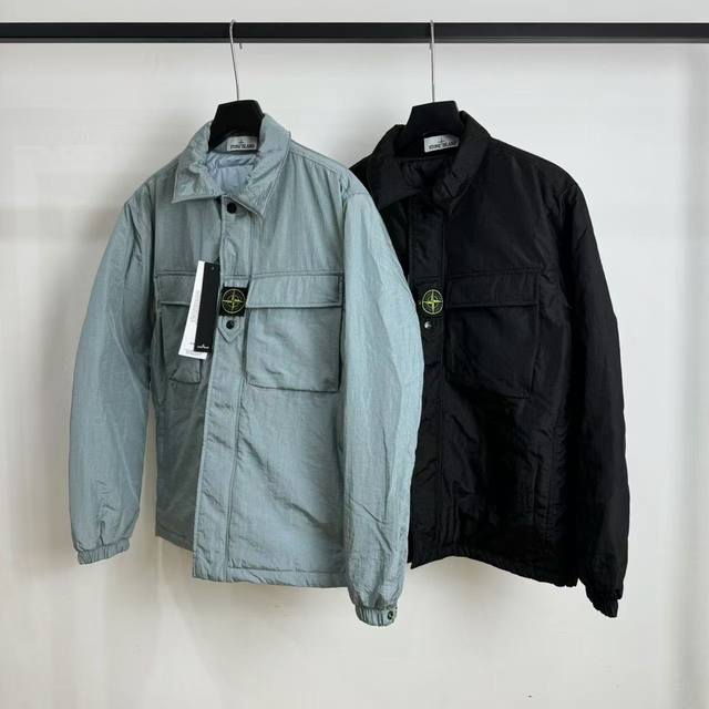 720# Stone Island石头岛 Fw23纯色尖领单排扣长袖夹克绗棉外套 独家制作的面料让这件衣服成为当下最火的搭配利器！ 颜色 版型 辅料及每一个细节