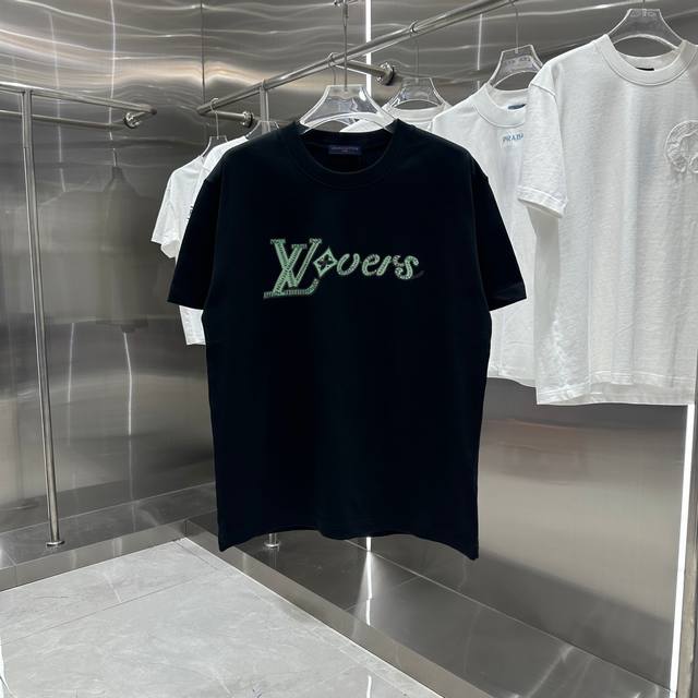 隔天 Lv 2024秋冬新款 320克短袖t恤 个性印花 男女同款宽松版 S M L Xl Xxl 五个码 黑色 白色 咖色