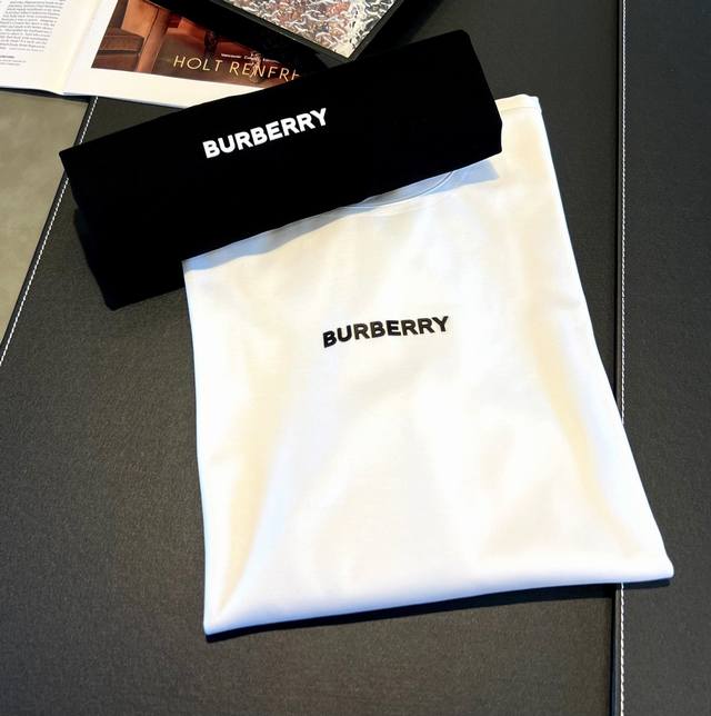 丝光棉 长t Burberry最简约的字母硅胶工艺立体感绝佳！丝光棉长袖内搭外搭很显气质！ 颜色：黑 白 码数：M~3Xl