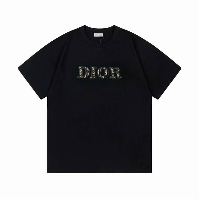 Dior 迪奥 联名 石头岛限定系列 2025早春新款 定制270G双纱纯棉面料 已洗水处理 不变形 不掉色 立体硅胶贴布字母logo 情侣款 短袖t恤 颜色：