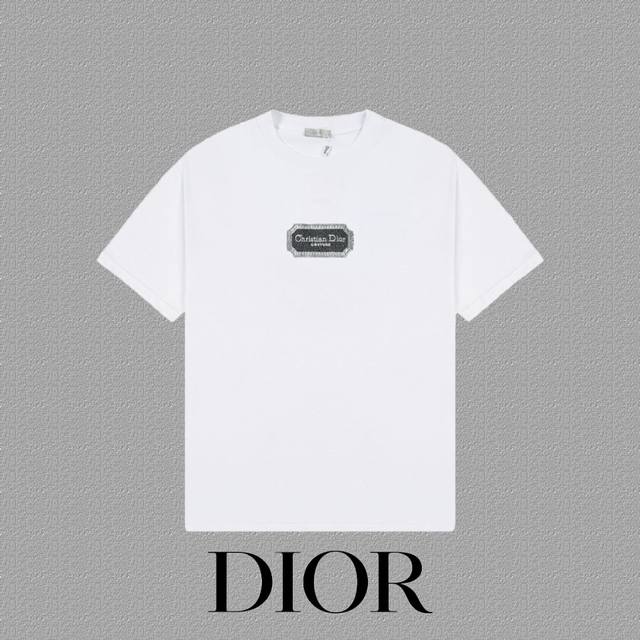 D [Dior 迪奥] 2024Fw短袖t恤 Dior刺绣字母 高端32S双纱260克面料 重磅面料 定制拉架罗纹同缸同染 三标齐全 男女同款 颜色：黑色 白色