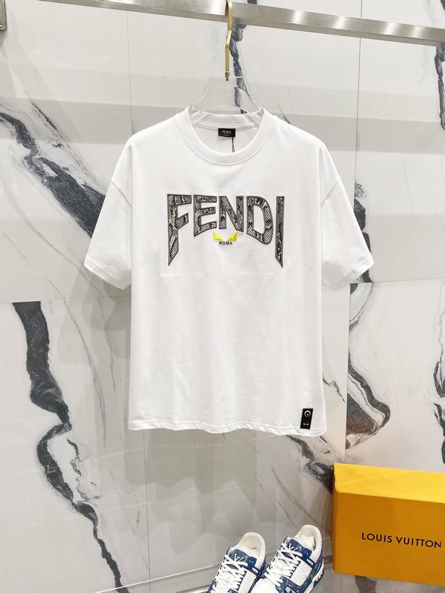 D Fendi 芬迪 260克圆领短袖t恤 刺绣小怪兽眼睛 网眼字母logo设计 官方同步 高版本 高品质 时尚个性 百搭潮流 纯原品质 原版面料 吊牌 领标