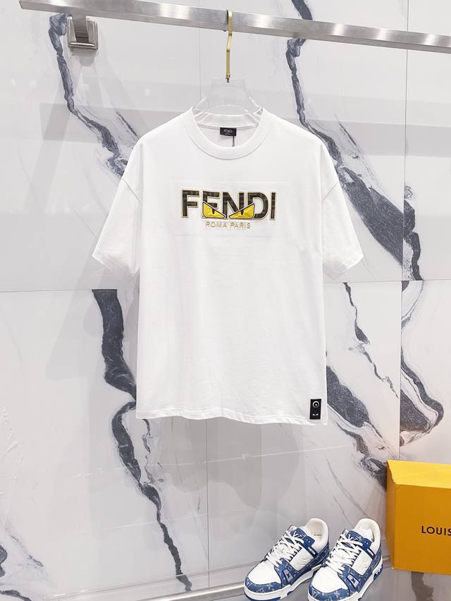 D Fendi 芬迪 260克圆领短袖t恤 贴布刺绣小怪兽眼睛字母logo标识 官方同步 高版本 高品质 时尚个性 百搭潮流 纯原品质 原版面料 吊牌 领标 水