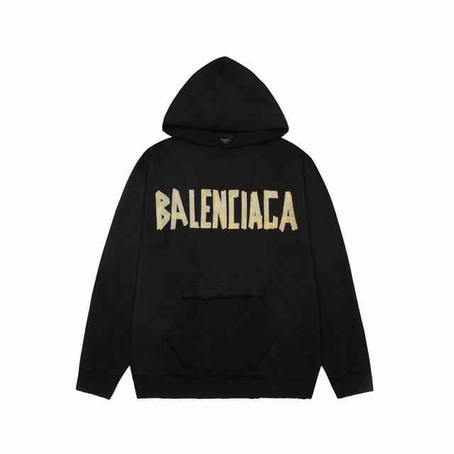 高品质 Balenciga 巴黎世家 磨破 胶带连帽卫衣 采用磨破工艺 洗水做旧工艺 细节无法挑剔，极具档次感与奢华辨识度！三标齐全 版型属于休闲宽松小落肩的版