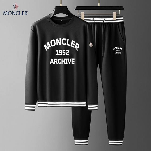 Moncler蒙口 爆款套装来袭 专注官网原版 2024全新爆款卫衣套装 原单狠货倾注顶级设计师的精心之作 就为一个贴合、完美的上身效果 全天然优质罗马棉100