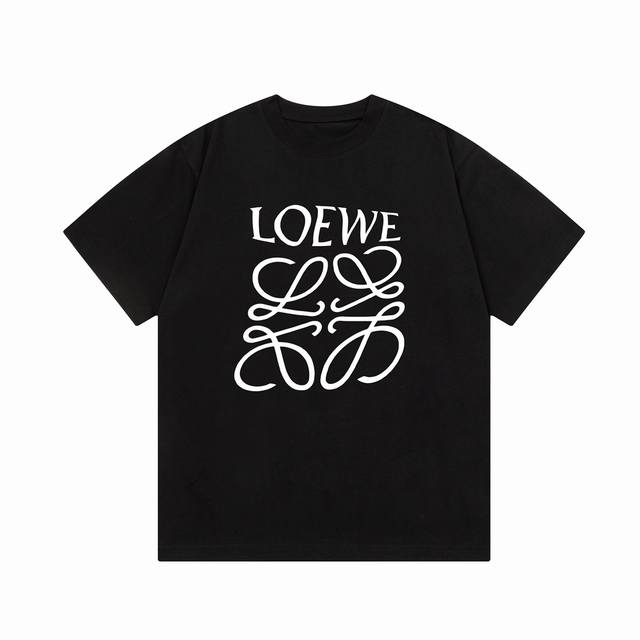 隔天到 Loewe 罗意威 扭曲字母直喷印花 Logo标识精致升级，灵感源自八十年代复古 原版面料 官方同款 短袖t恤 定制300克同缸染面料 手感非常舒服 春