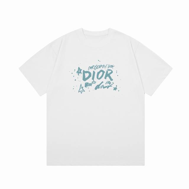 隔天到 Dior 迪奥 星空系列字母印花 Logo标识精致升级，灵感源自八十年代复古 原版面料 官方同款 短袖t恤 定制300克同缸染面料 手感非常舒服 春夏砖