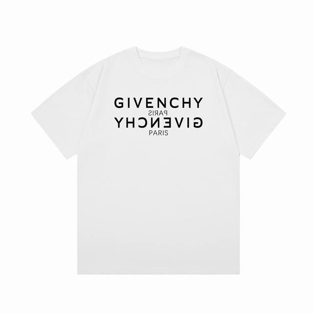 隔天到 Givenchy 纪梵希 倒扣字母印花 Logo标识精致升级，灵感源自八十年代复古 原版面料 官方同款 短袖t恤 定制300克同缸染面料 手感非常舒服