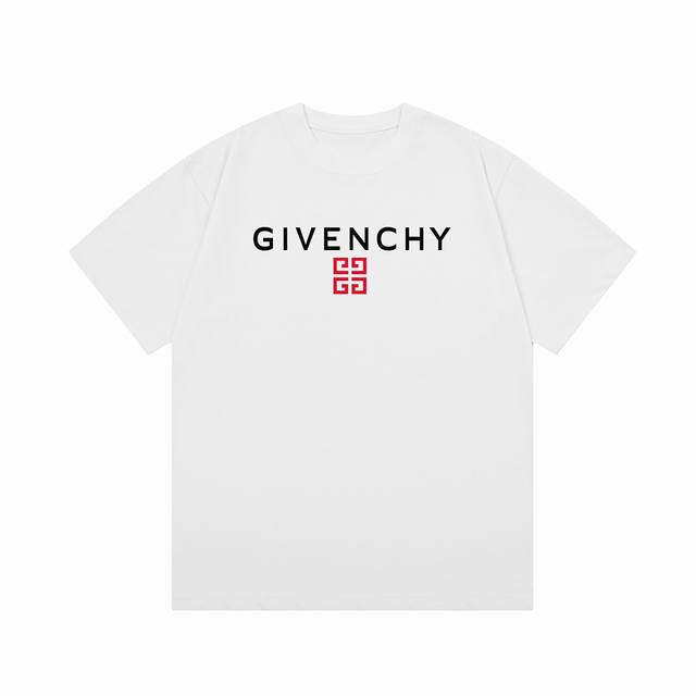 隔天到 Givenchy 纪梵希 红白字母印花 Logo标识精致升级，灵感源自八十年代复古 原版面料 官方同款 短袖t恤 定制300克同缸染面料 手感非常舒服