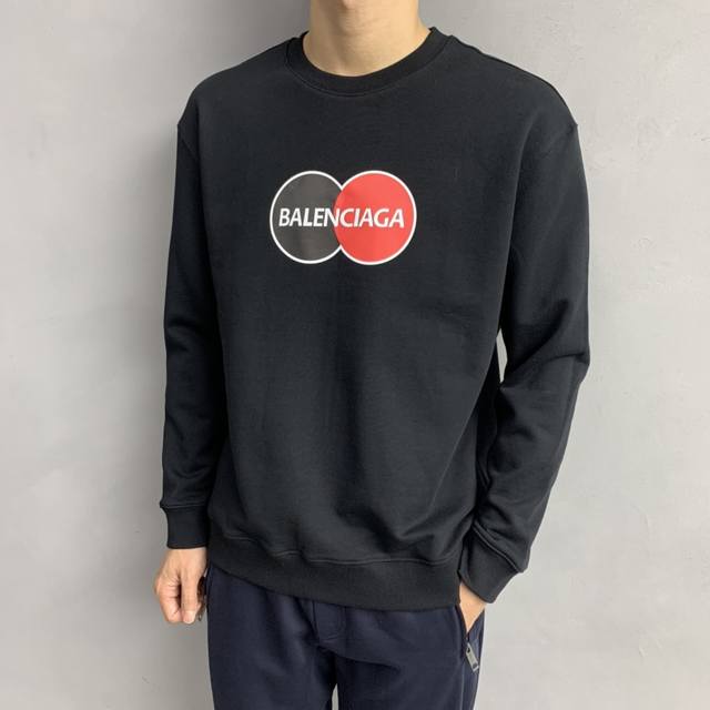 D Balenciaga 巴黎世家 24Ss新款潮流经典卫衣，精致裁剪，高品质工艺！采用定织定染纯棉面料420克左右纯棉卫衣面料！图案进口数码印花工艺，耐穿耐洗