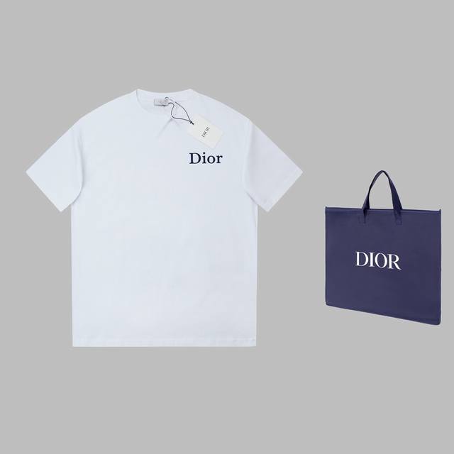 可配手提袋5 迪奥 Christian Dior Cd 25Ss早春新款 立体哇胶字母logo印花短袖 轻奢主义 男女日常通勤穿搭必备单品 正确版本 欢迎对比