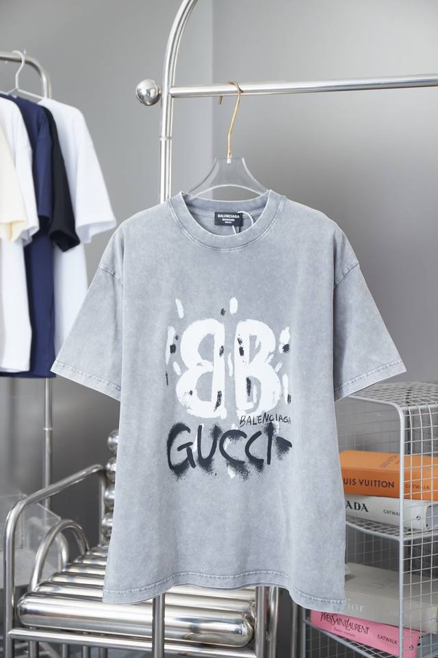 巴黎世家 Balenciaga *Gucci 25Ss早春新款 联名字母做旧涂鸦印花短袖 轻奢主义 男女日常通勤穿搭必备单品 正确版本 欢迎对比 详细特征 28