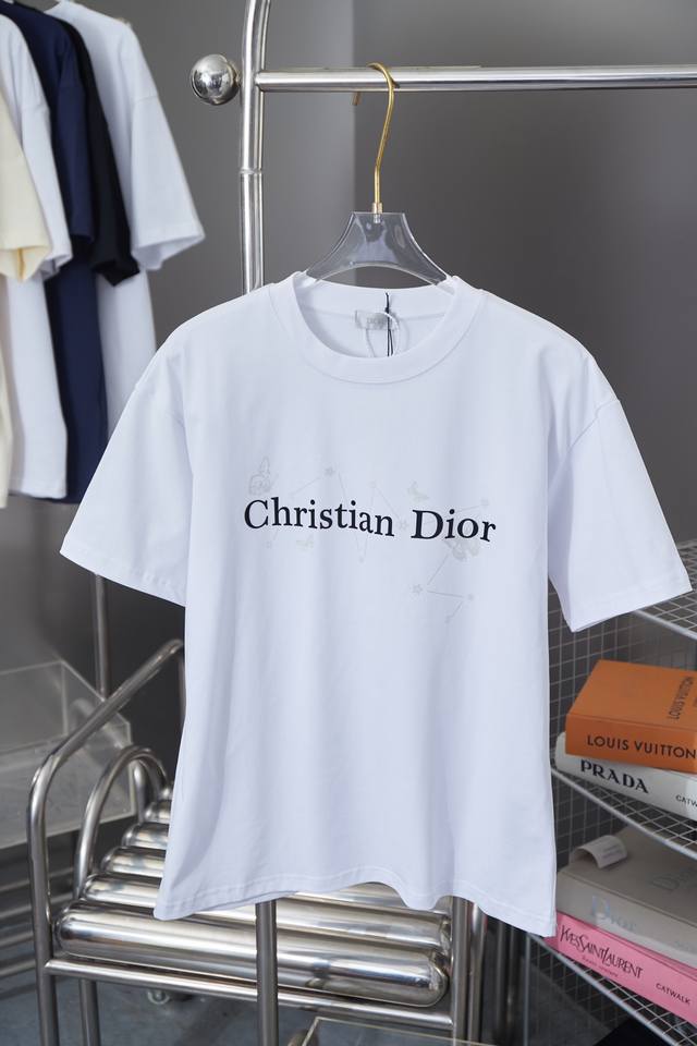 迪奥 Christian Dior Cd 25Ss早春新款 字母logo蝴蝶印花短袖 轻奢主义 男女日常通勤穿搭必备单品 正确版本 欢迎对比 详细特征 280克