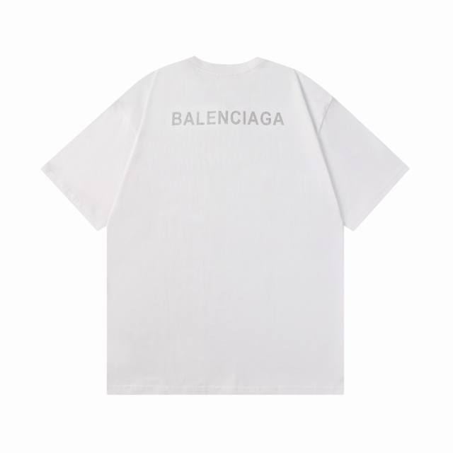 全年不下架 面料350克 顶级版本balenciaga后背烫钻logo基础字母纯棉宽松男女情侣同款潮牌高端短袖t恤 巴黎的简约之神，众多明星追捧的一卷。Lisa